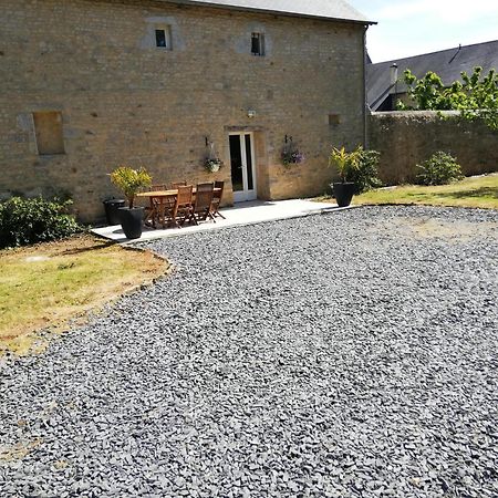 Willa La Ferme De Montigny Asnieres-en-Bessin Zewnętrze zdjęcie