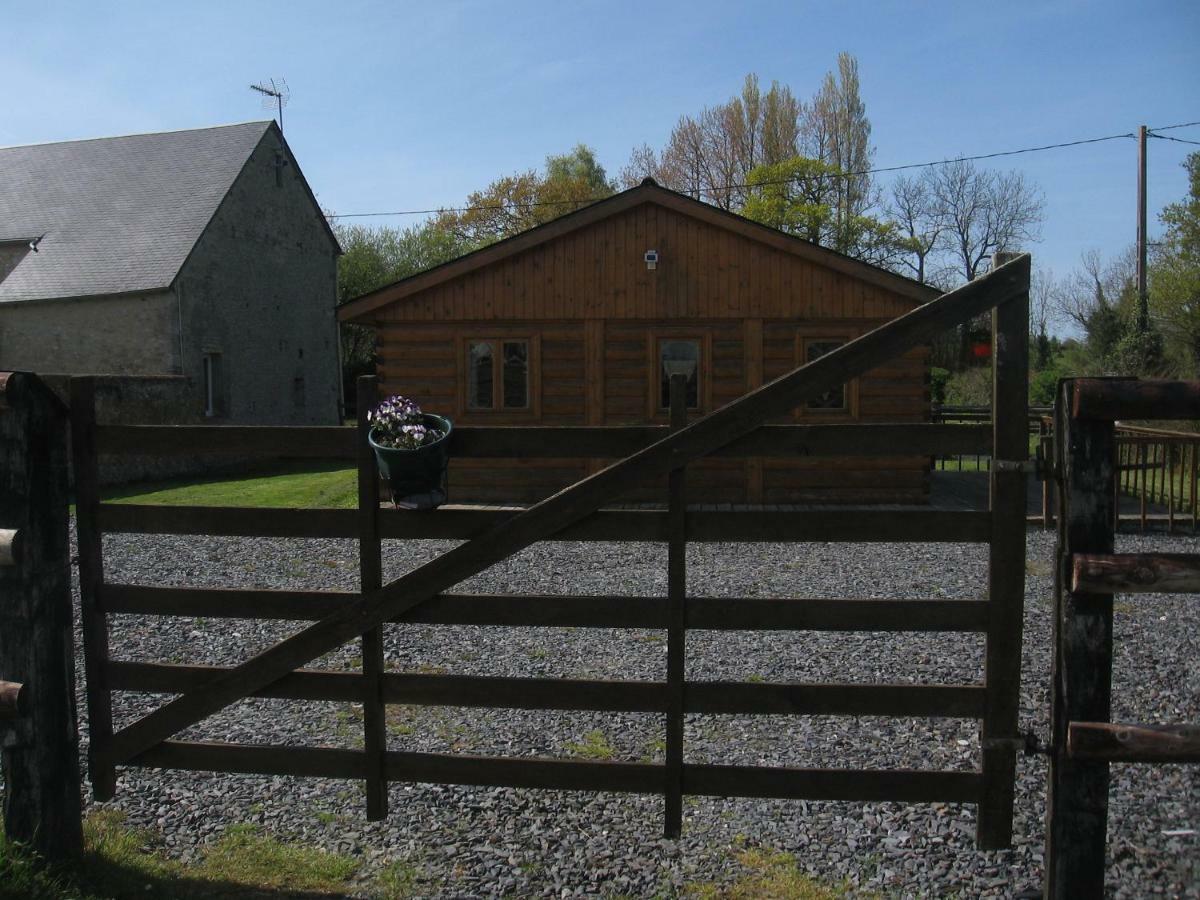 Willa La Ferme De Montigny Asnieres-en-Bessin Zewnętrze zdjęcie