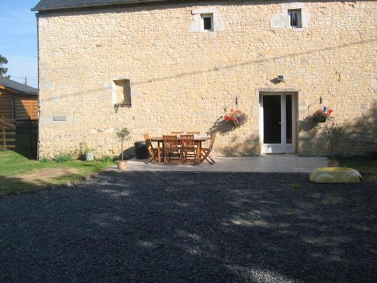 Willa La Ferme De Montigny Asnieres-en-Bessin Zewnętrze zdjęcie